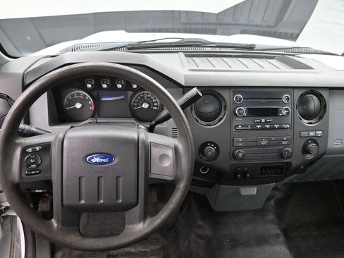 Used 2014 Ford F250 XL w/ XL Value Package image 11