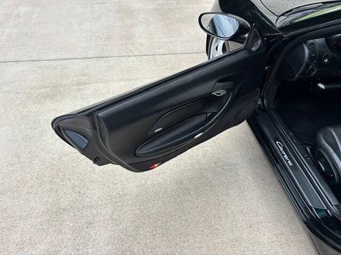 Used 2001 Porsche 911 Cabriolet image 16