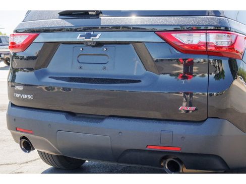 Used 2019 Chevrolet Traverse RS w/ LPO, 'HIT The Road' Package FWD image 20