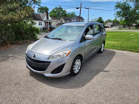 Used 2014 MAZDA MAZDA5 Sport image 1