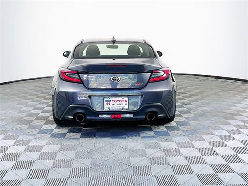 Certified 2023 Toyota GR86 image 4