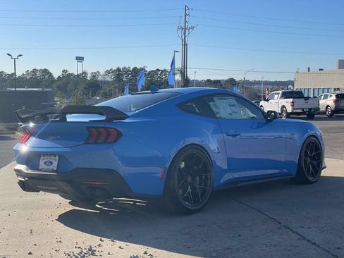 New 2026 Ford Mustang GT w/ GT Performance Package RWD image 6