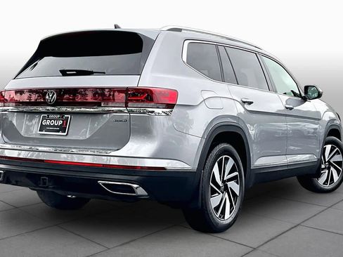 Used 2024 Volkswagen Atlas SEL AWD/4WD image 13