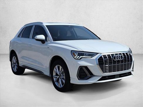 New 2025 Audi Q3 2.0T Premium w/ Convenience Package AWD/4WD image 3