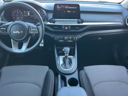 Used 2023 Kia Forte LXS image 13