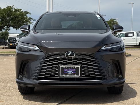 Used 2024 Lexus RX 350 Premium w/ Accessory Package (Z1) FWD image 9