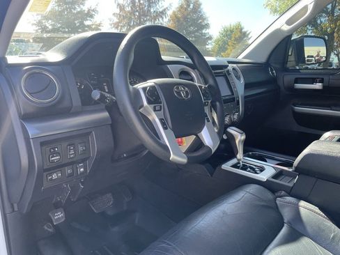 Used 2019 Toyota Tundra TRD Pro image 10