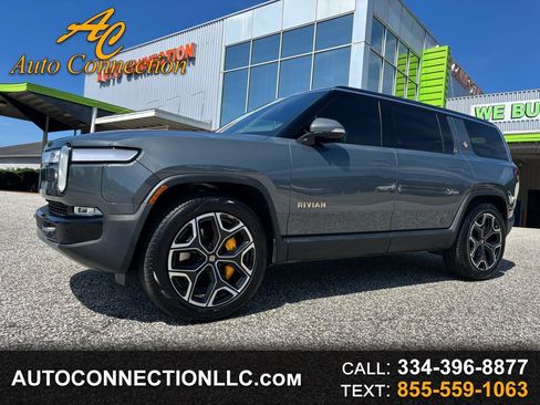 Used 2024 Rivian R1S Adventure AWD/4WD image 1