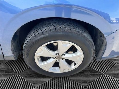 Used 2016 Subaru Forester 2.5i Limited w/ Popular Package #2 image 10