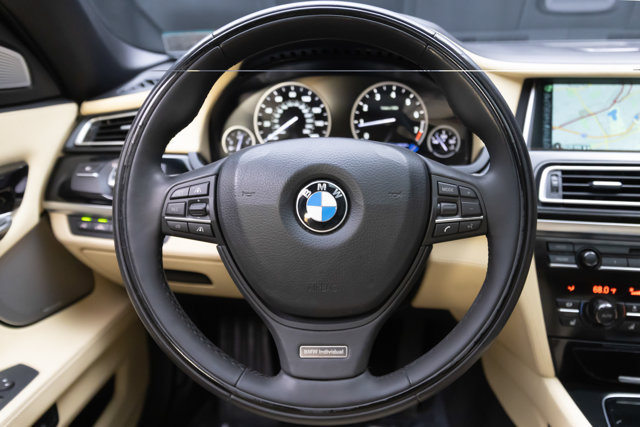 Used 2013 BMW 760Li RWD image 71