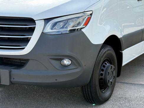 Used 2019 Mercedes-Benz Sprinter 170 image 3