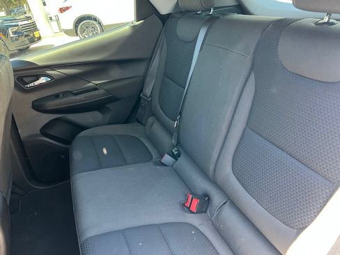 Used 2023 Chevrolet Bolt LT FWD image 23