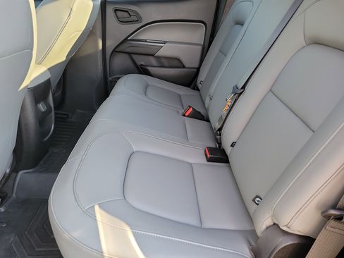 Used 2022 Chevrolet Colorado W/T w/ Custom Special Edition image 16