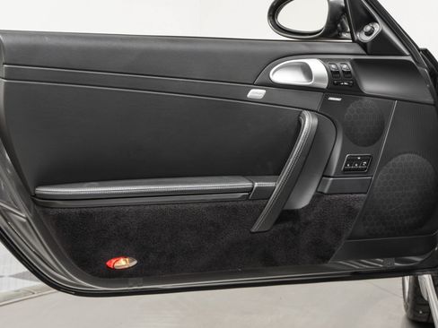 Used 2006 Porsche 911 Carrera S RWD image 29