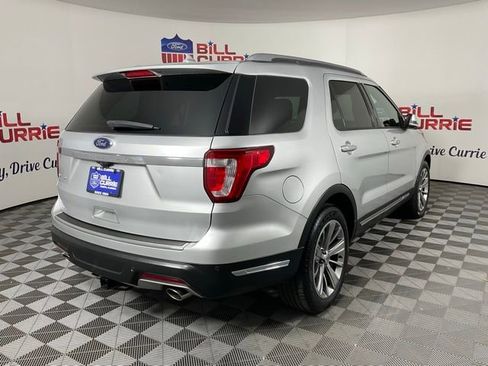 Certified 2018 Ford Explorer Limited image 3