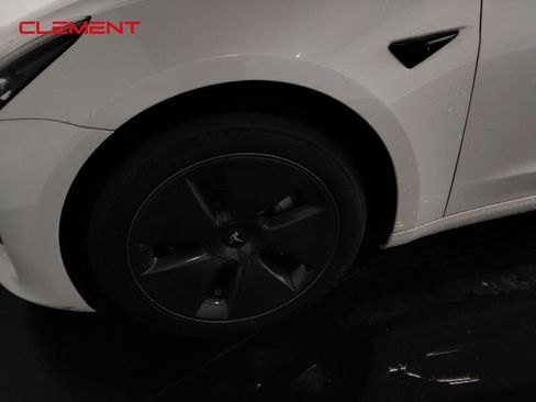 Used 2023 Tesla Model 3 Standard Range image 37