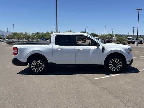 Used 2024 Ford Maverick Lariat FWD image 6