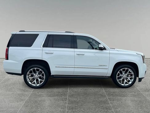 Used 2020 GMC Yukon Denali w/ Denali Premium Package RWD image 7