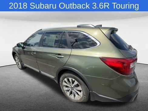 Used 2018 Subaru Outback 3.6R Touring AWD/4WD image 7