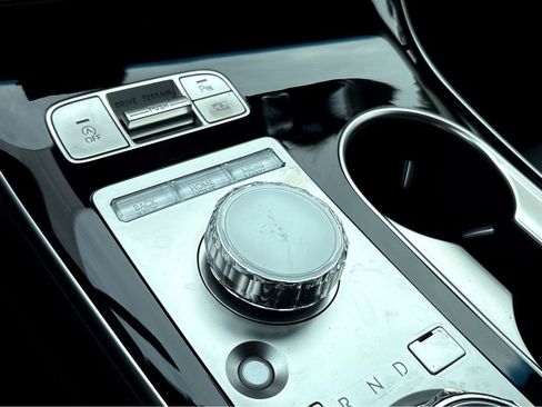 New 2026 Genesis GV70 2.5T AWD/4WD image 29