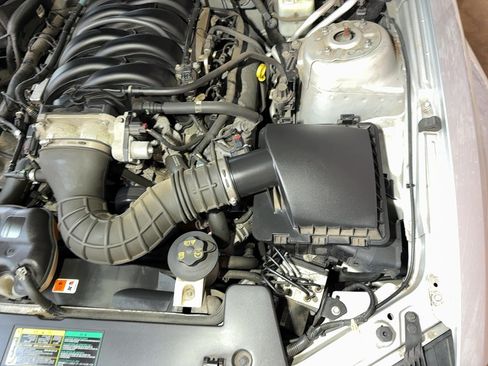 Used 2005 Ford Mustang GT RWD image 73