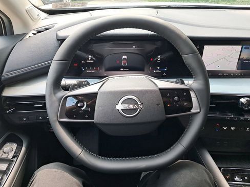 New 2025 Nissan Murano SL w/ Cargo Package AWD/4WD image 15