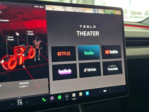 Used 2026 Tesla Model Y Premium image 34