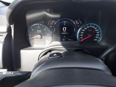 Used 2017 Chevrolet Tahoe Premier RWD image 2