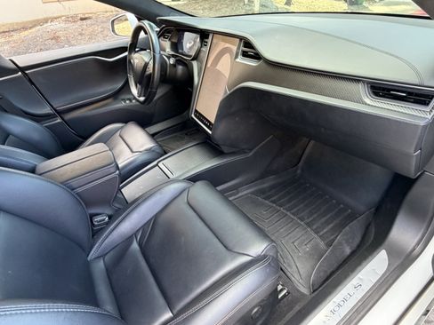 Used 2018 Tesla Model S 100D AWD/4WD image 25