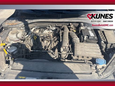Used 2019 Volkswagen Jetta S image 40