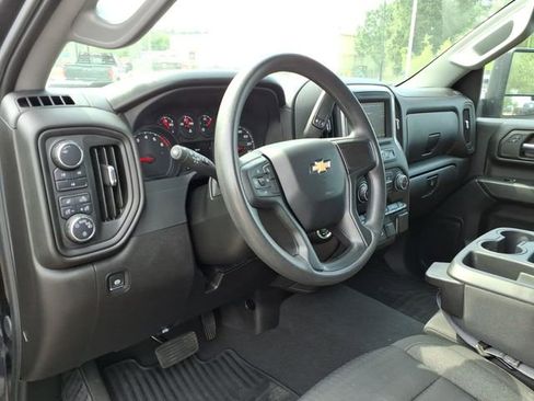 Used 2024 Chevrolet Silverado 2500 Custom w/ Custom Value Package AWD/4WD image 20