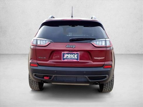 Used 2020 Jeep Cherokee Trailhawk w/ Cold Weather Group AWD/4WD image 3