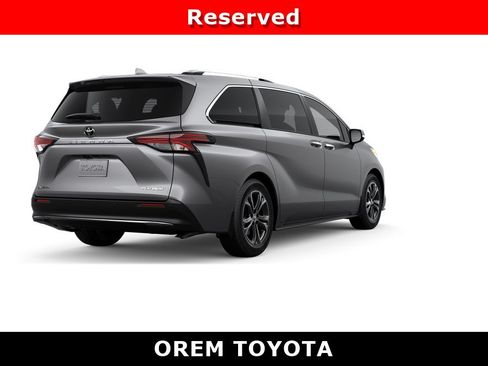 New 2026 Toyota Sienna Platinum AWD/4WD image 9