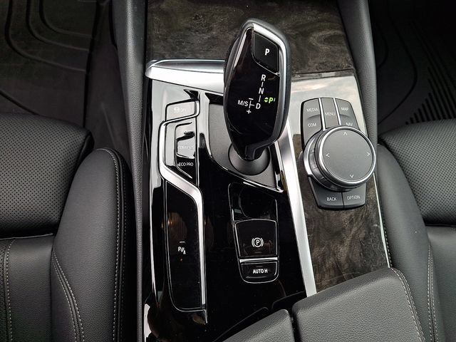 Used 2023 BMW 530i xDrive w/ Convenience Package AWD/4WD image 13