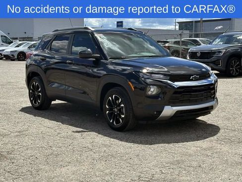 Certified 2023 Chevrolet TrailBlazer LT w/ Convenience Package FWD image 8