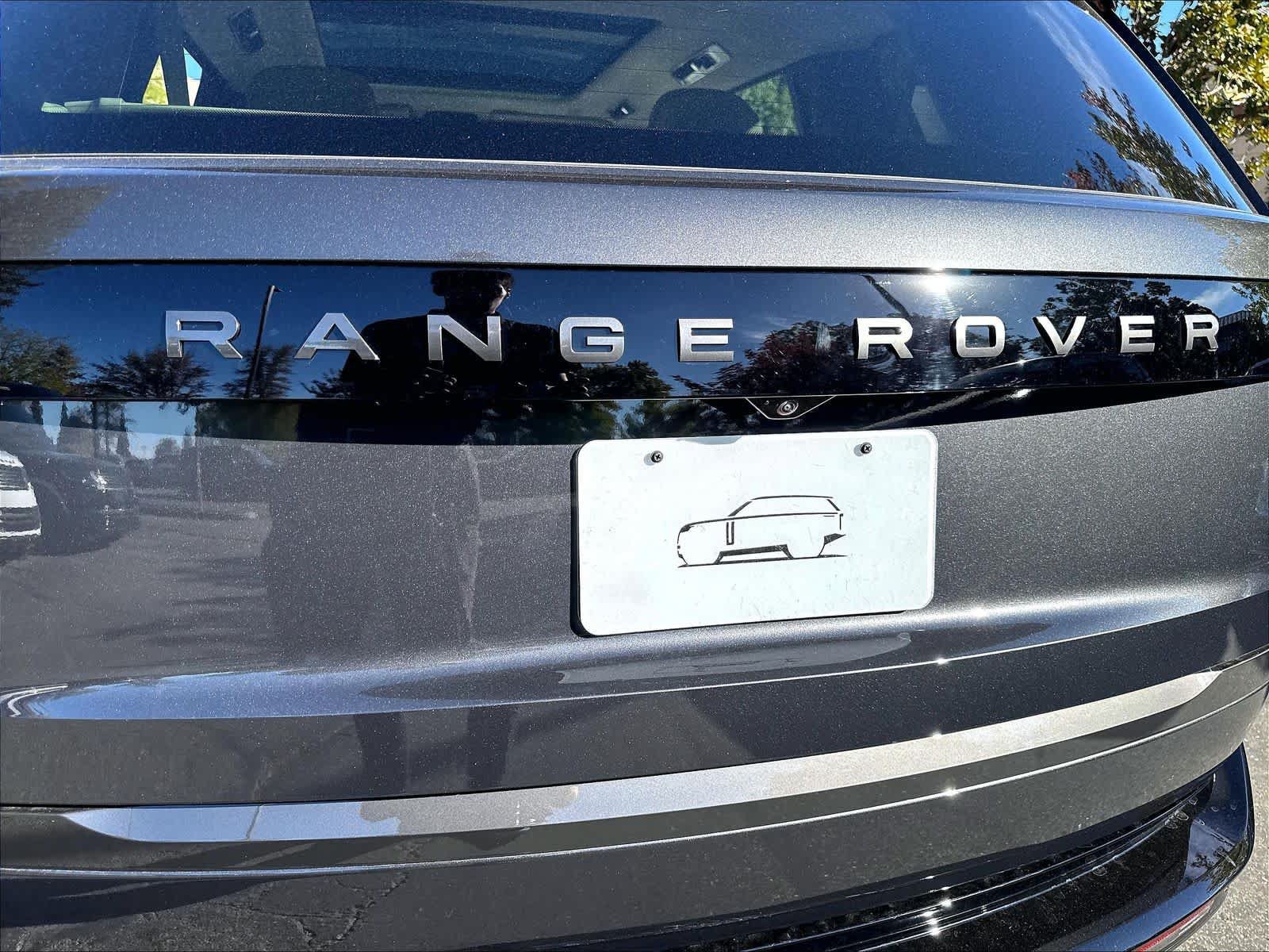 New 2026 Land Rover Range Rover Long Wheelbase SE AWD/4WD image 26
