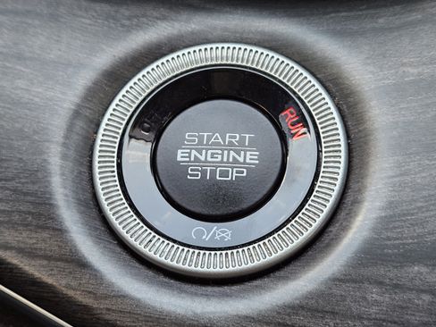 Used 2021 Jeep Grand Cherokee L Overland w/ Luxury Tech Group IV image 21