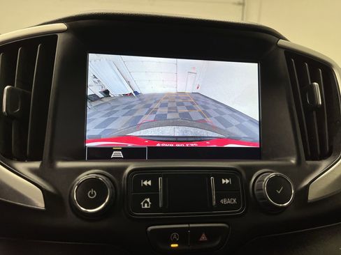 Certified 2024 GMC Terrain SLT image 5