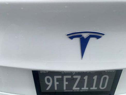 Used 2020 Tesla Model 3 Standard Range Plus RWD image 12
