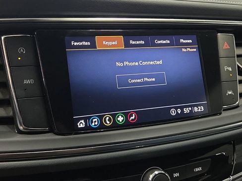 Used 2023 Buick Enclave Essence image 21