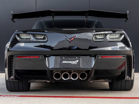 Used 2019 Chevrolet Corvette ZR1 w/ ZTK Track Performance Package RWD image 7