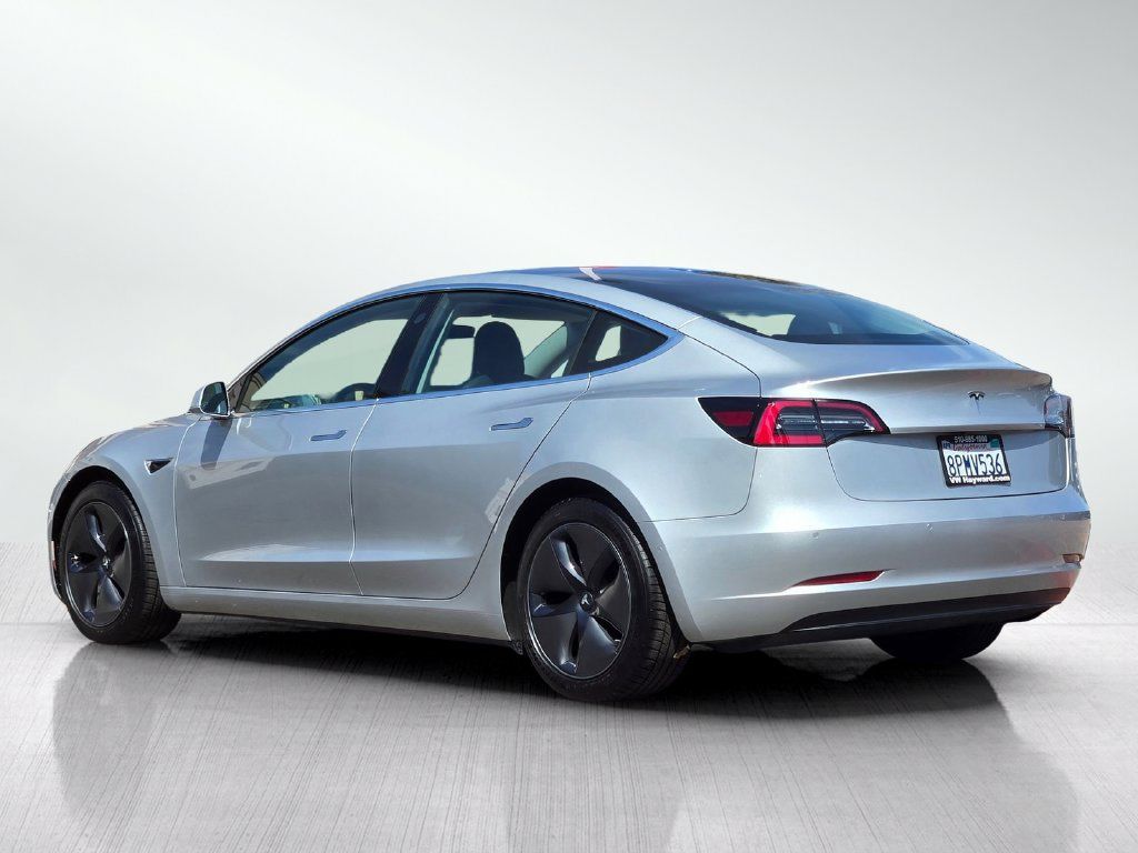 Used 2018 Tesla Model 3 Long Range RWD image 7