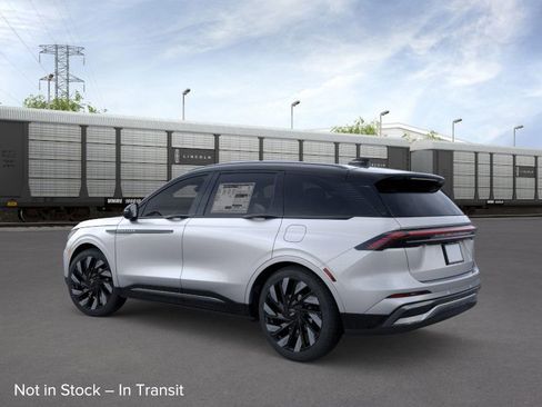 New 2026 Lincoln Nautilus Reserve w/ Jet Appearance Package image 4