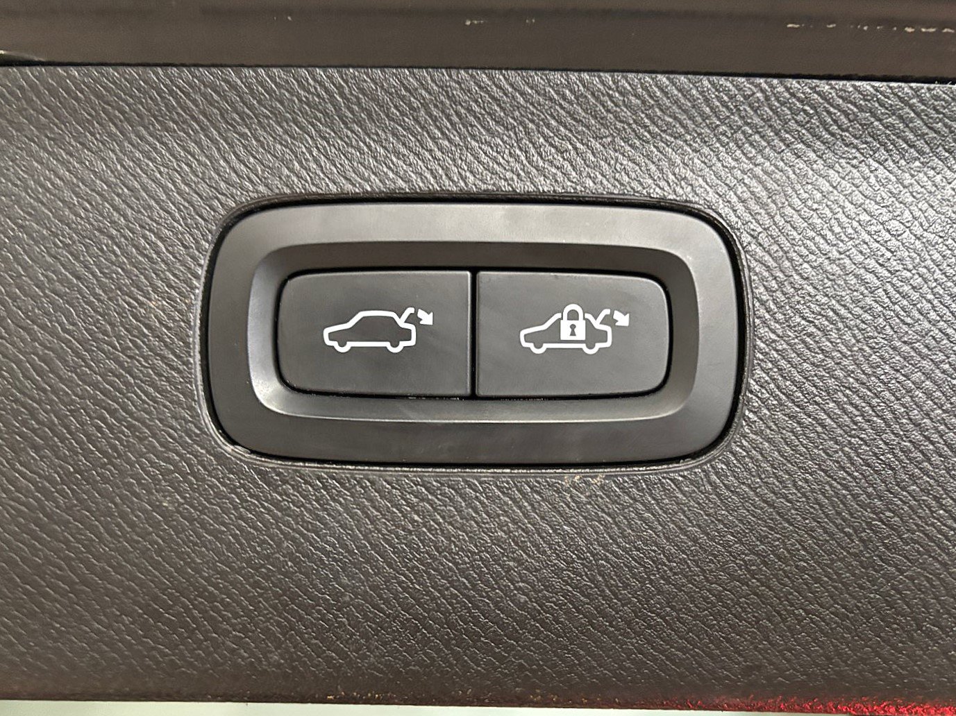 Used 2022 Volvo XC90 T6 Inscription AWD/4WD image 31