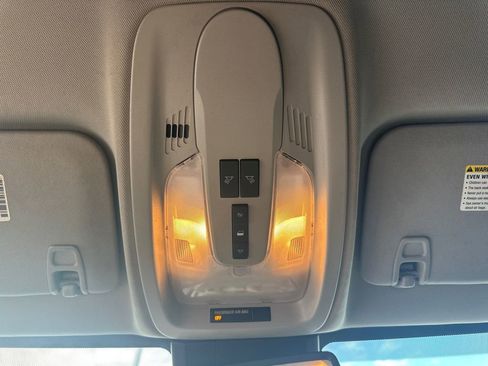 Used 2016 GMC Terrain SLE image 31