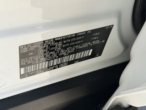 Used 2024 Toyota RAV4 LE image 34