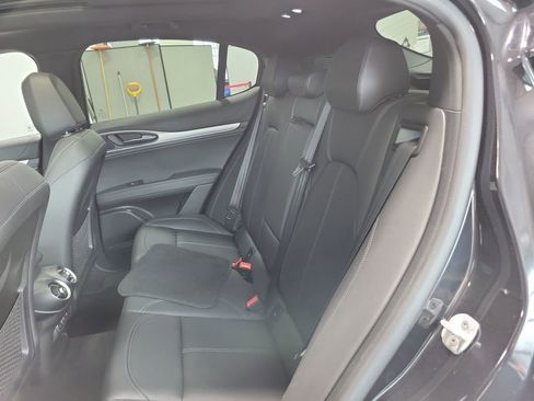 Used 2024 Alfa Romeo Stelvio Ti image 36