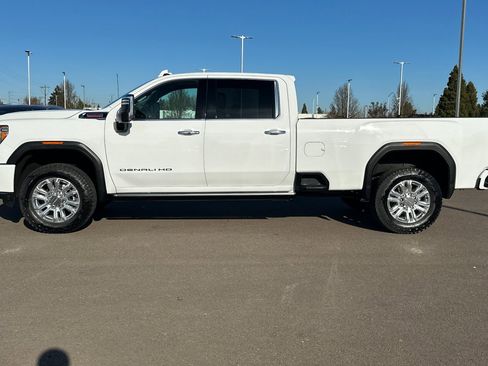 Used 2021 GMC Sierra 3500 Denali w/ Denali Ultimate Package image 7