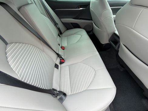 Used 2023 Toyota Camry SE FWD image 33