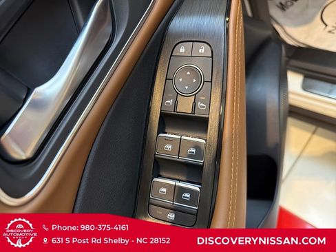 New 2026 Nissan Rogue Platinum w/ Platinum Premium Package image 11